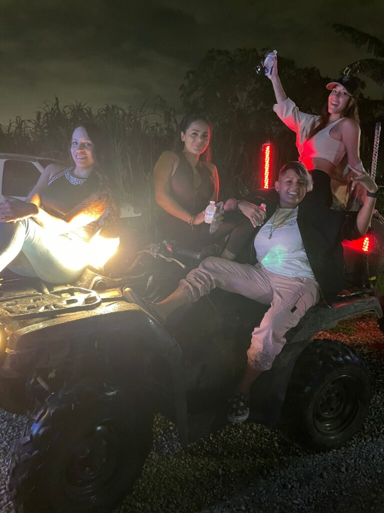 GLOW NIGHT TOUR9
